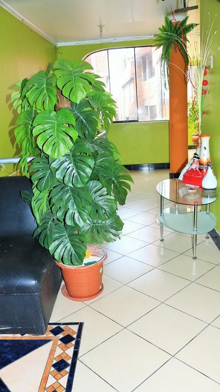 Hotel Hospedaje Karol à Ayacucho Extérieur photo