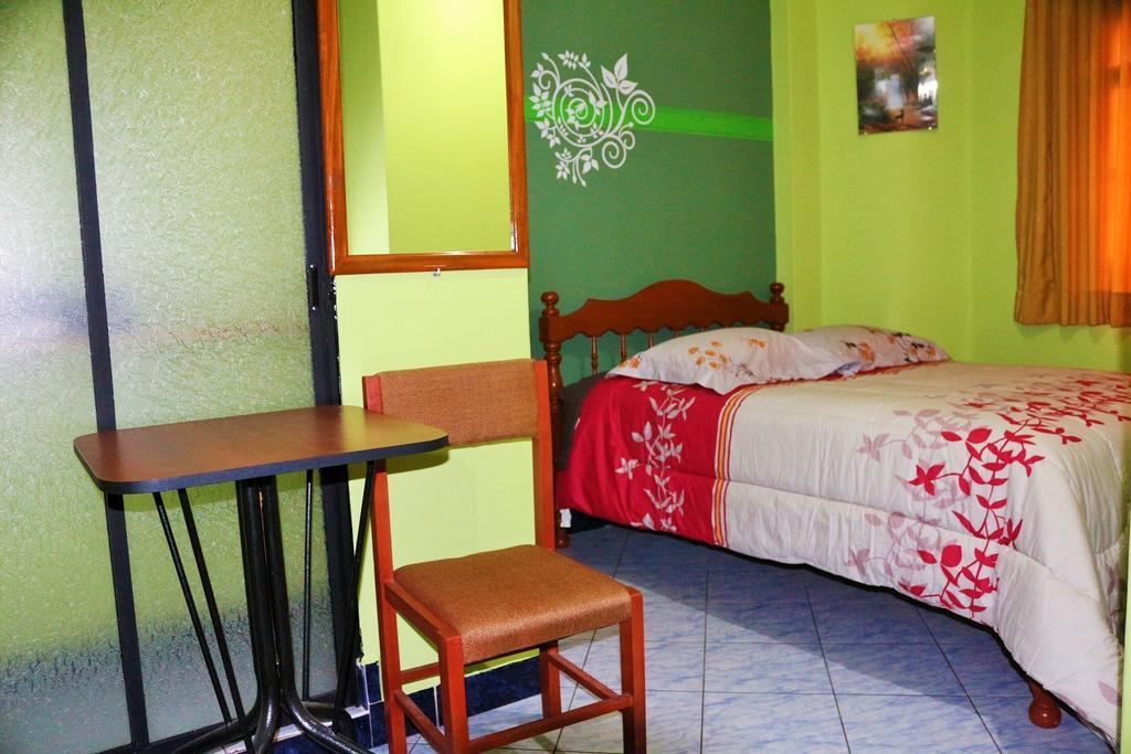Hotel Hospedaje Karol à Ayacucho Chambre photo